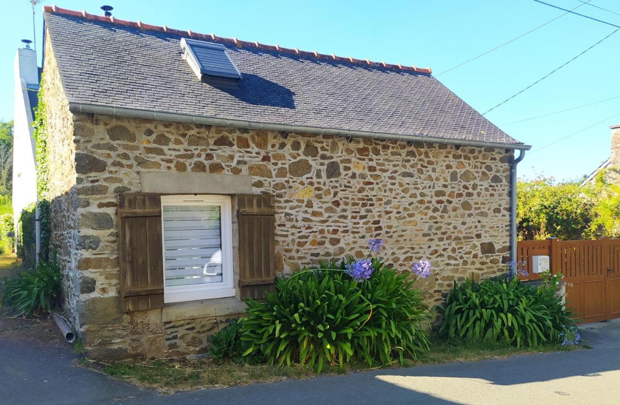 Maisonnette De Bord De Mer Etables-sur-Mer Luaran gambar